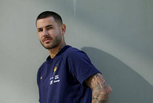 Lucas Hernández posa después de una conferencia de prensa en una concentración con la selección francesa. En Clairefontaine-en-Yvelines (cerca de París), el 7 de octubre de 2025