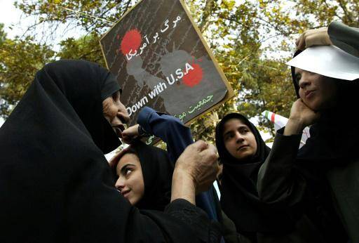 Irán critica a una de sus deportistas por no llevar el velo en el extranjero