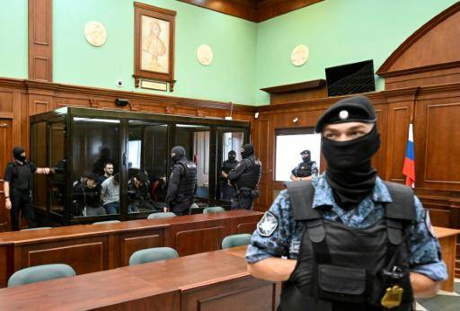 Perpetuidad para 15 hombres por el atentado en una sala de conciertos en Moscú en 2024