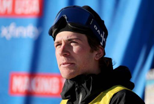 El esquiador estadounidense Hunter Hess tras una competencia en Aspen (Colorado) el 10 de enero de 2026