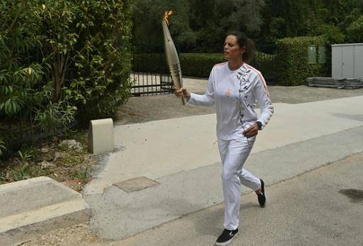 El fuego olímpico llega a Marsella a menos de tres meses del inicio de los JJ OO