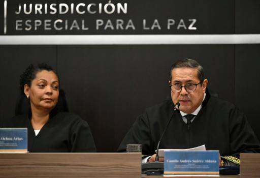 El tribunal de paz de Colombia advierte que el millonario recorte de fondos lo dejará inoperante