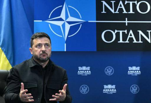 Zelenski anuncia una remodelación de gobierno y sustituirá a la primera ministra