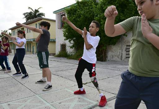 Ya quiero que me operen: el sueño en pausa de ser atleta de un niño cubano