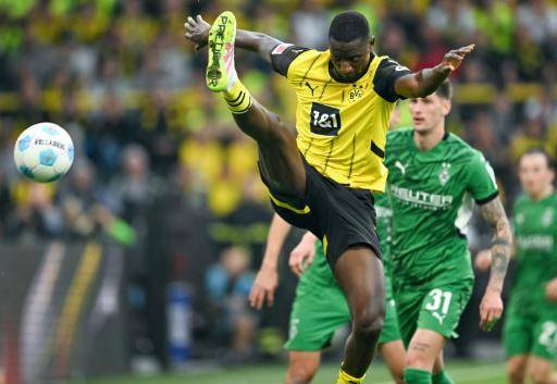 Eintracht se acerca a la Champions, Dortmund no pierde la esperanza