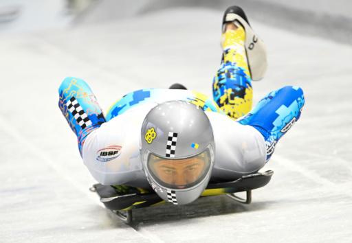 El ucraniano Vladyslav Heraskevych compite en un evento-test de skeleton previo a los Juegos Olímpicos de Invierno. En Cortina d'Ampezzo (Italia), el 21 de noviembre de 2025