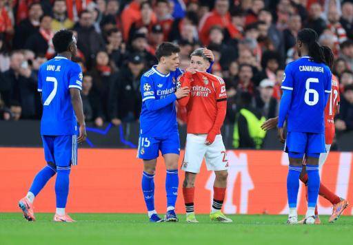 Sin Almirón, Paraguay juega ante Australia por la supervivencia en el Mundial