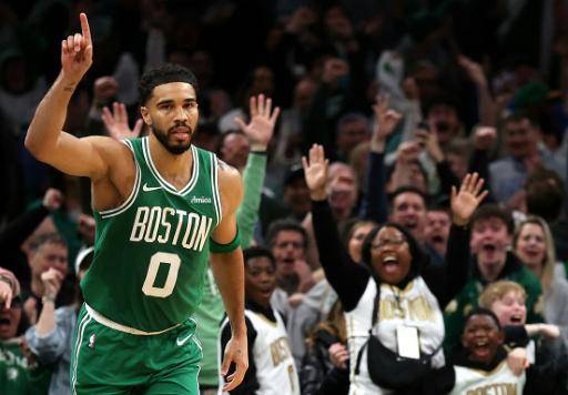 Tatum vuelve a jugar para Boston en la NBA tras casi un año lesionado