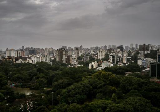 Vista general de Porto Alegre (Brasil), duramente afectada por inundaciones, el 10 de mayo de 2024.