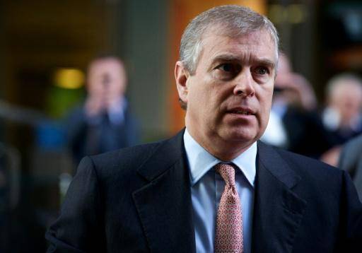 Carlos III, casi tres años de reinado con muchos sobresaltos