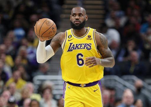 LeBron James, la superestrella de Los Angeles Lakers, es el nuevo máximo anotador de la NBA.