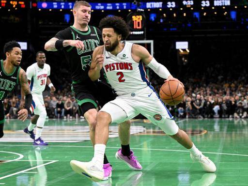 Cade Cunningham (2) anota 32 puntos y guía a la victoria a Detroit Pistons, líder de la Conferencia Este de la NBA, el 15 de diciembre de 2025
