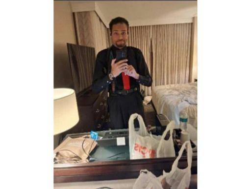 Cole Allen supuestamente se tomó un selfi en la habitación de un hotel el 25 de abril de 2026, antes de llevar a cabo el ataque en la cena de corresponsales de la Casa Blanca en Washington