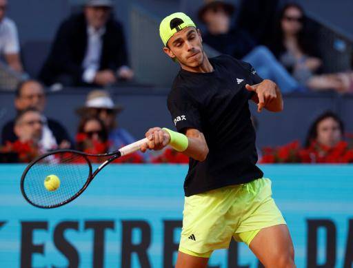 Cerúndolo elimina a Zverev en octavos del Masters 1000 de Madrid