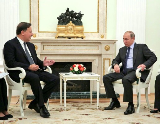 Varela aborda con Putin desarrollo de cooperación en “histórico” encuentro