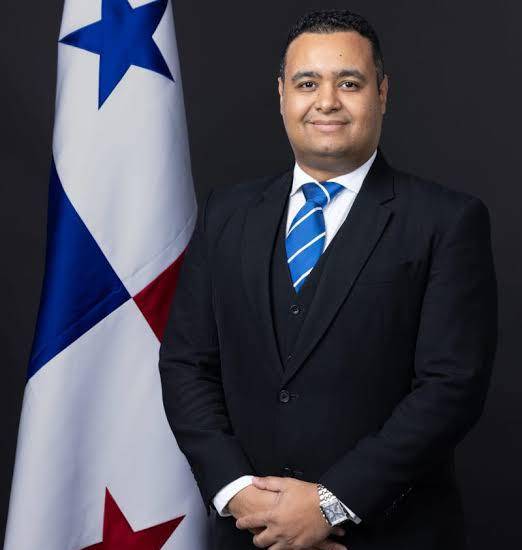 Empresarios llaman a cumplir la ley y frenar publicidad engañosa