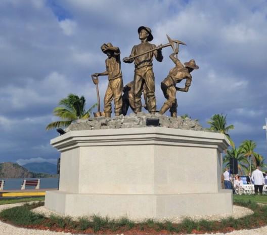 Ruta histórica: esculturas en las áreas revertidas