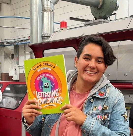 Defiende el valor de la escritura a mano
