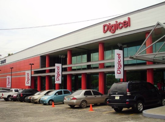 La Acodeco investiga a Digicel por posible publicidad engañosa