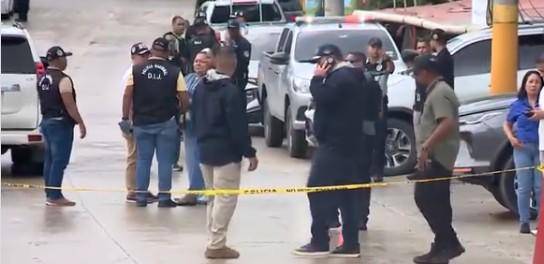 Cortesía | Policías en la escena de un crimen.