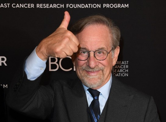 Spielberg firma acuerdo para producir películas para Netflix