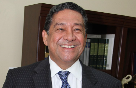 Hasta 7 años de prisión por exhibicionismo en público