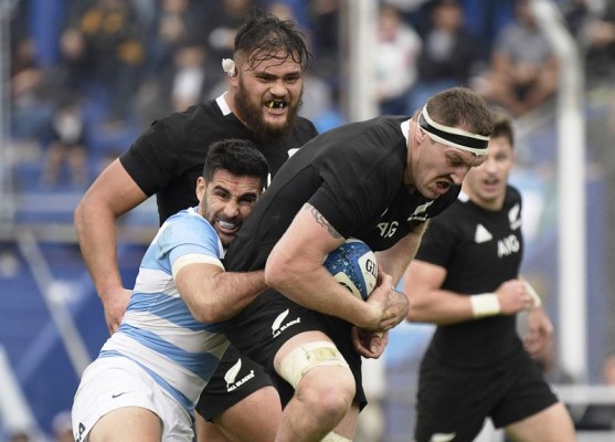 Campeón Nueva Zelanda venció 20-16 a Argentina por el Rugby Championship