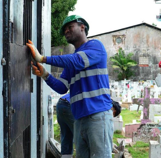 Cementerios municipales están listos para conmemoración el Día de los Difuntos