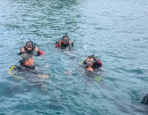 Vehículo de operaciones no tripulado fortalece búsqueda acuática de los bomberos