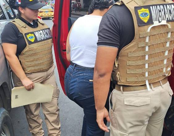 Migración detecta a 10 extranjeros con estatus irregular durante operativo en Calidonia