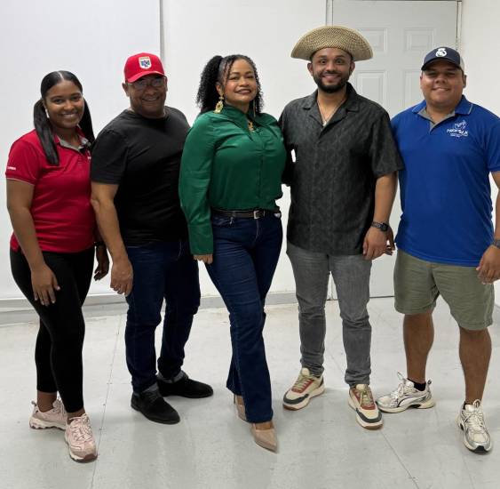 José Miguel Castro crea vitrina para el baile típico