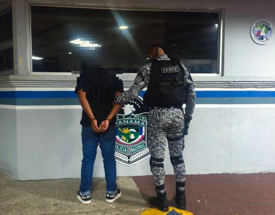 Capturan a sospechoso por robo en Metro Mall