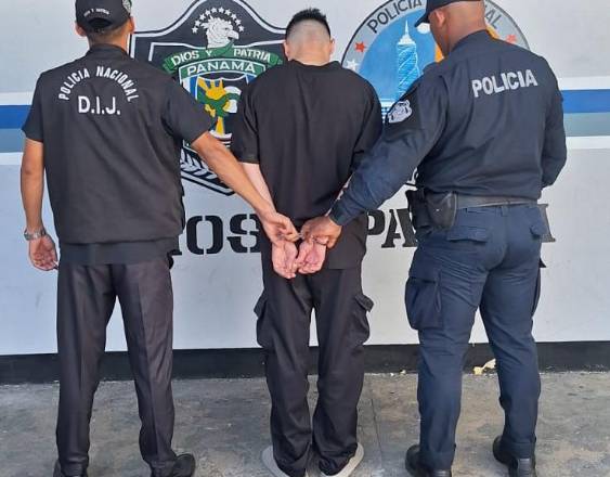 ML | Hombre detenido por la Policía.