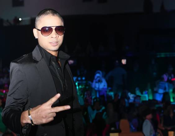 ML | Iván Vladimir Banista Castillo, conocido como El Roockie, es un cantante panameño de reggae en español y dancehall, que inició su carrera musical en la década de los 90.