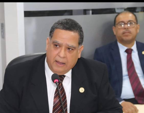ML | Jorge Bonilla, rector encargado.