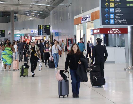 Cámara de Turismo rechaza cobro de tasas a turistas en tránsito en el Aeropuerto de Tocumen