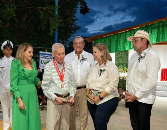 Homenajean en Chiriquí al hombre más longevo del país