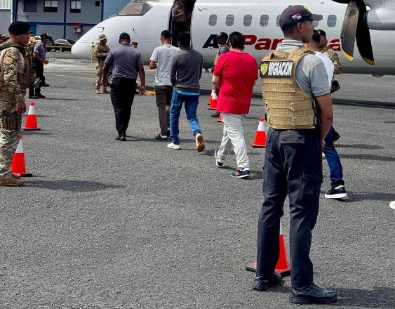 Deportan y expulsan a 45 colombianos por delitos y faltas migratorias