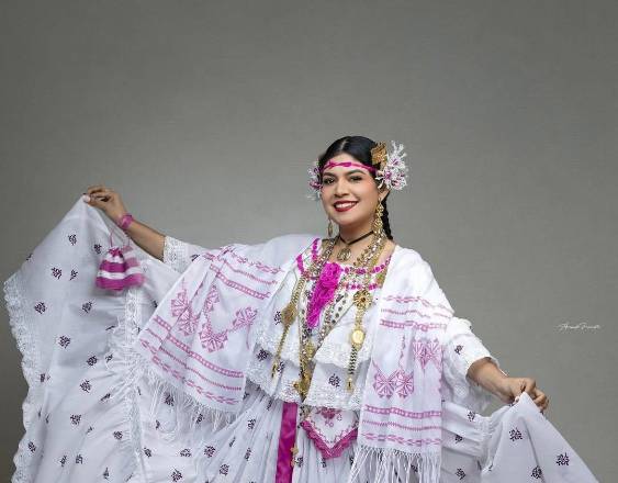 @rmproducer | Kelideth Michell Caballero Ramos, reina 2026.