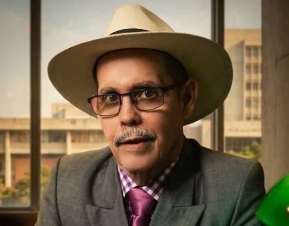 Cortesía | Imagen de campaña del profesor Roberto Ah Chong.