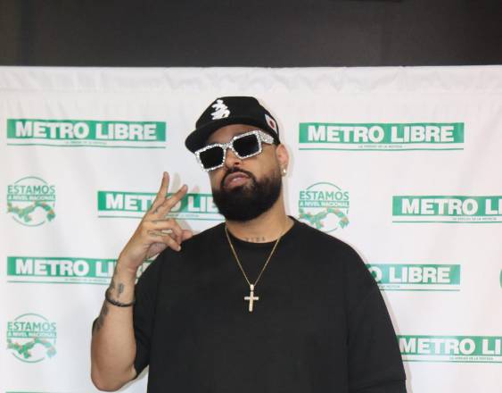 J.Andrade | BCA, cantante, compositor y productor panameño.