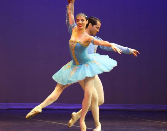 Cortesía | La bailarina de ballet panameña María Elvira Zachrisson durante una presentación.