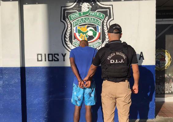 Capturan a joven de 19 años por presunta tentativa de homicidio en Colón