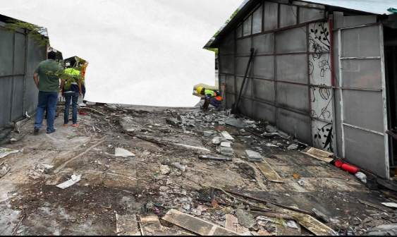 ML | Proceso de lanzamiento de una edificación que se encontraba dentro del parque (marzo 2025).