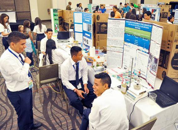 “La educación es la base que transforma”, David Bernal