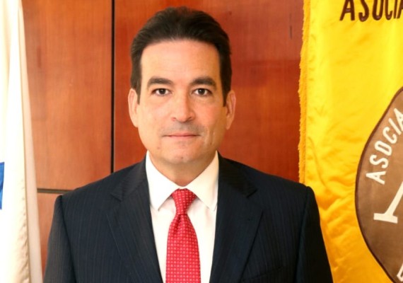 Bancos cubrirán pólizas de seguro mientras dure moratoria