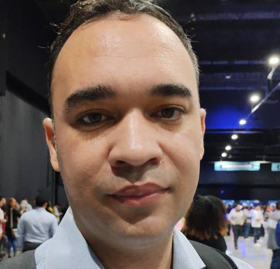 Miles asistieron a feria “Empleo 2.0” que continúa hoy en ATLAPA