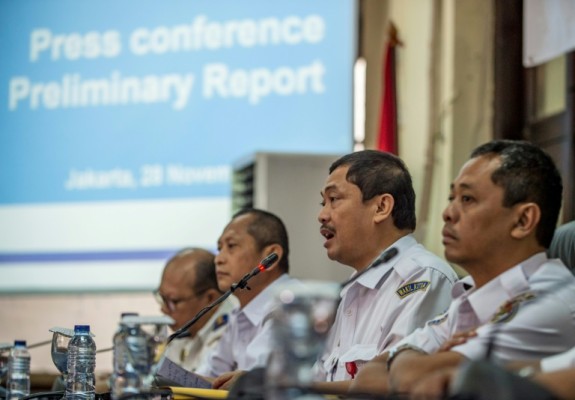 El avión de Lion Air accidentado en Indonesia debería haberse quedado en tierra