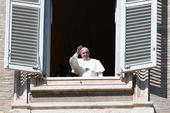 Las ceremonias del Papa continuarán por TV y por streaming