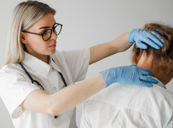 Cuidado e higiene, claves para prevenir la dermatitis seborreica
